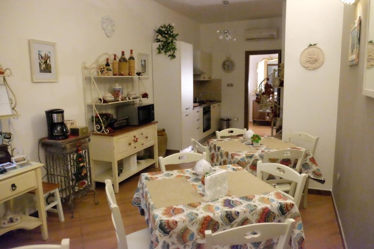 브린디시 Dimora Del Casale B&B 외부 사진